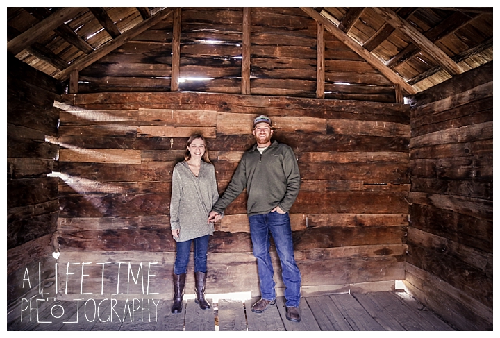 engagement-cades-cove-photographer-family-gatlinburg-pigeon-forge-knoxville-sevierville-dandridge-seymour-smoky-mountains-couple-townsend_0082