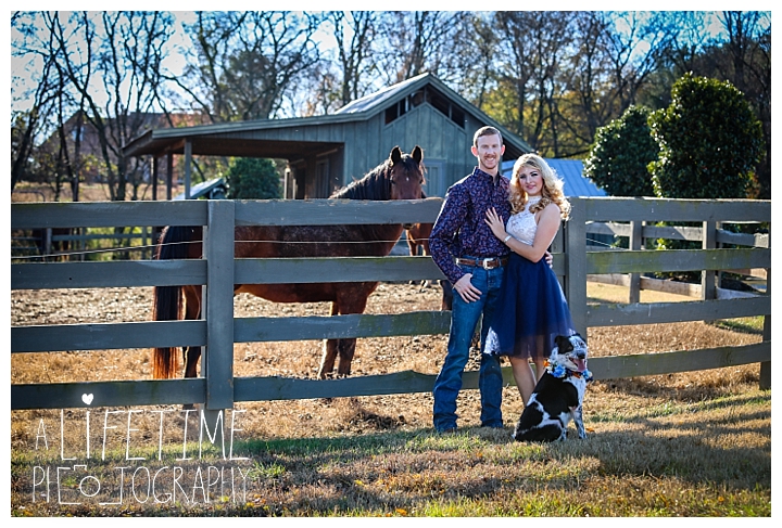 engagement-photographer-gatlinburg-pigeon-forge-knoxville-sevierville-dandridge-seymour-smoky-mountains-townsend-photos-session-professional-maryville_0080
