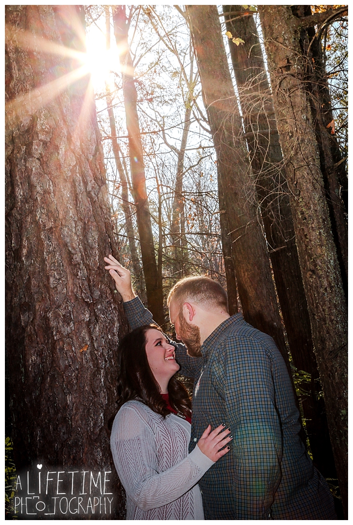 engagement-roaring-fork-motor-nature-trail-photographer-family-couple-gatlinburg-pigeon-forge-knoxville-sevierville-dandridge-seymour-smoky-mountains-townsend_0090
