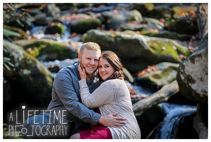 engagement-roaring-fork-motor-nature-trail-photographer-family-couple-gatlinburg-pigeon-forge-knoxville-sevierville-dandridge-seymour-smoky-mountains-townsend_0096