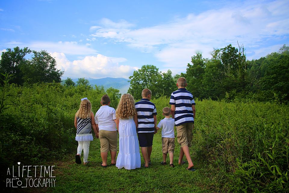 family photos with Grandkids in the Smoky Mountains Gatlinburg Pigeon Forge