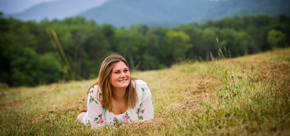 Katie’s Senior Session in Pigeon Forge | Smoky Mountain Photographer