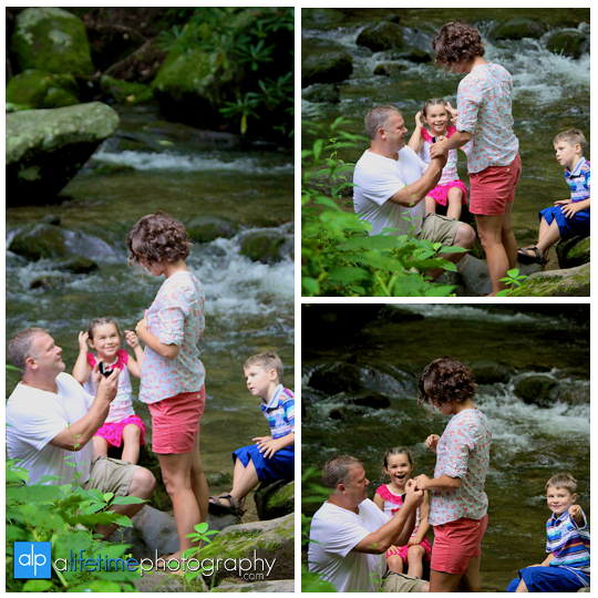 marriage-proposal-wedding-engagement-ring-marry-me-getting-engaged-ideas-Gatlinburg-TN-Photographer-Secretly-photographed-photographing-photography-pictures-kids-fiance-engaged-couple-Pigeon-Forge-National-Park-Smoky-Mountians-3
