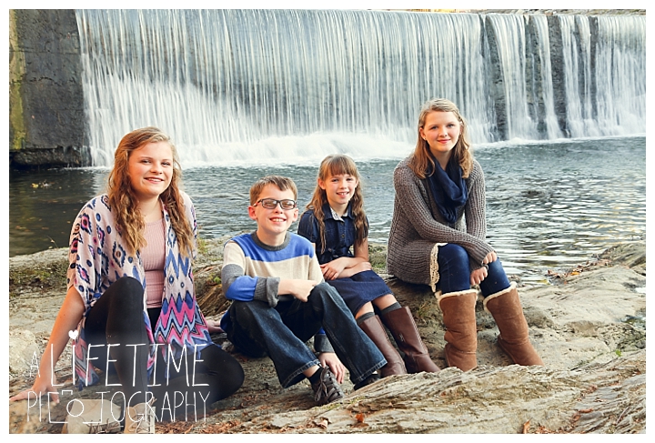 photographer-gatlinburg-pigeon-forge-knoxville-family-smoky-mountains-sunset-pictures-kids-senior-wedding-patriot-park-old-mill-waterfall_0070